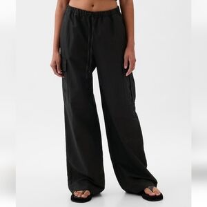 GAP Mid Rise Linnen- Cotton Pull- On Cargo Pants